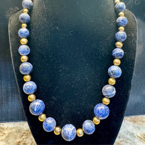 LS Gemstones Designs Lapis Lazuli Graduated Bead Necklace - Picture 1 of 10